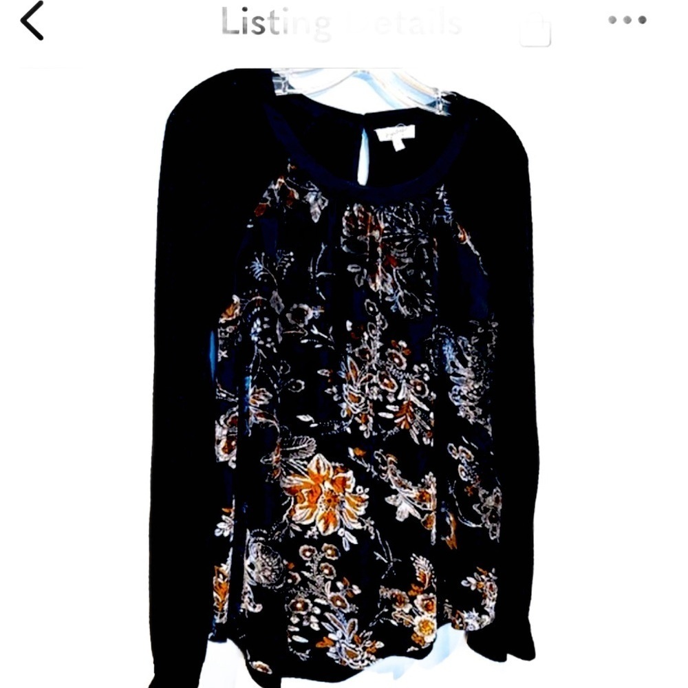 This top rocks! Chanel vibes! Love shack fancy vibes but is mystree, Under $100!